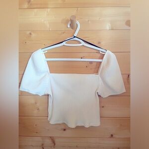 NWOT H&M Crop Top M